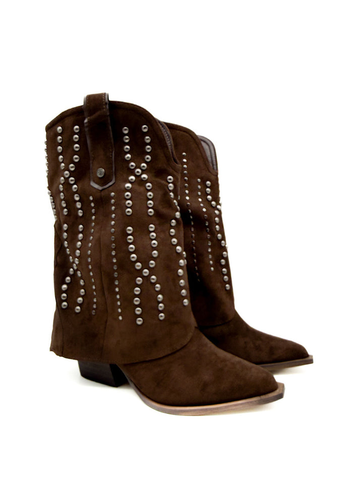 Bota Cowboy Marrón Chocolate con Tachuelas Metálicas