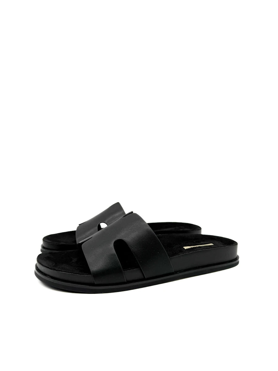 Sandalias Pala Corina en Piel Sintética con Diseño Troquelado