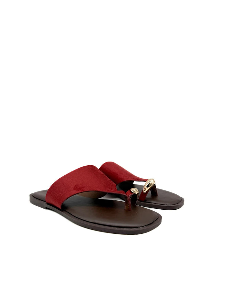 Sandalias Tipo Pala de Dedo con Detalle Metálico Dorado Mujer