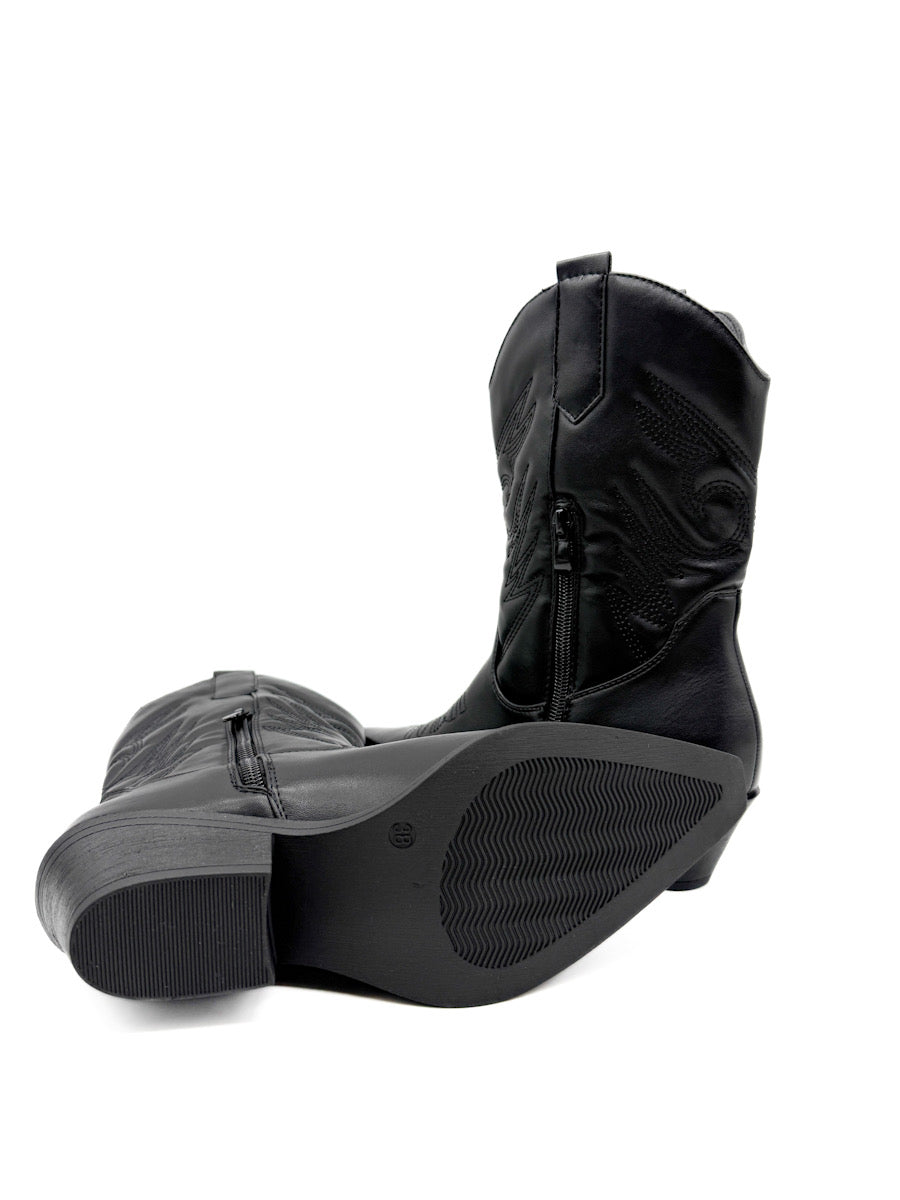Botín Cowboy Negra con Diseño Clásico y Cremallera Lateral