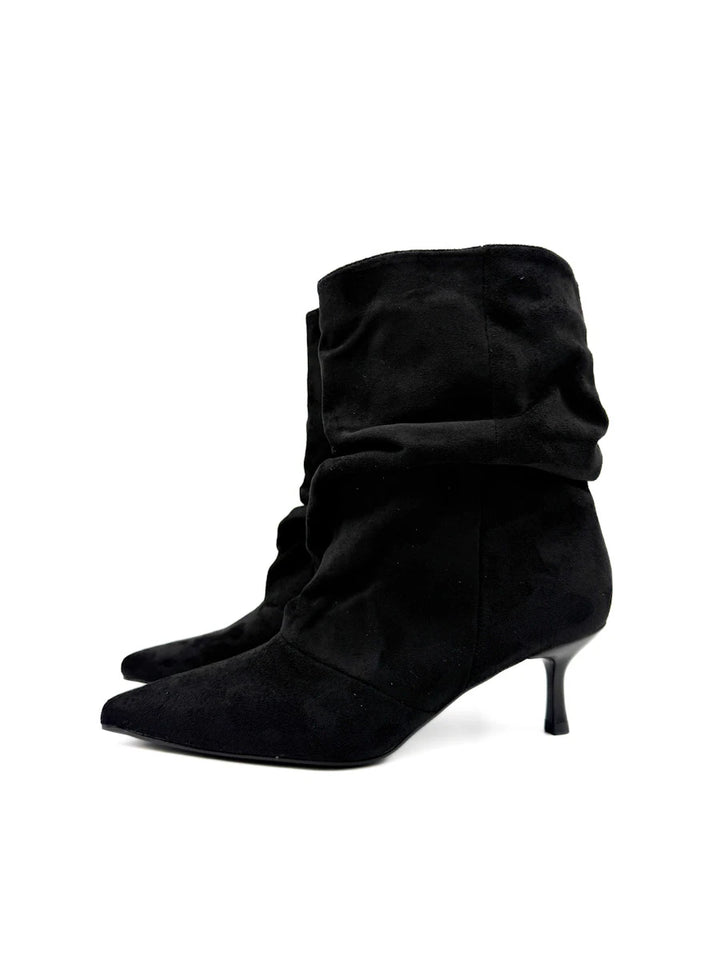 Botines Arrugados de Antelina para Mujer con Tacón Fino y Puntera Afilada