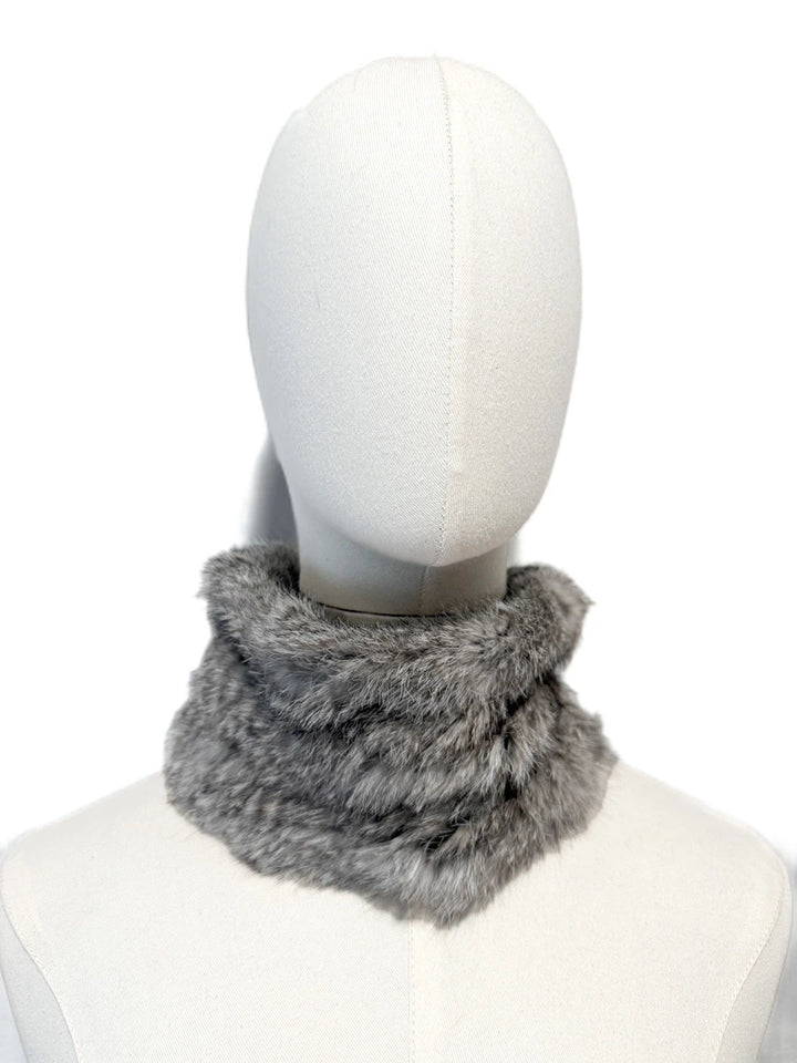 Cuello de piel de conejo