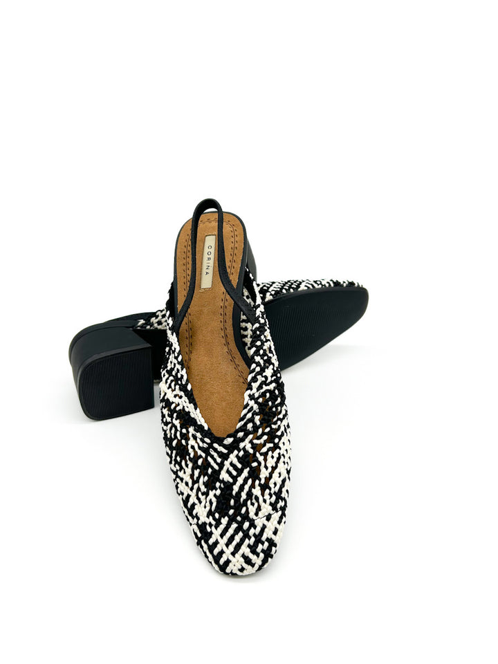 Zapatos Destalonado Crochet Corina M5327