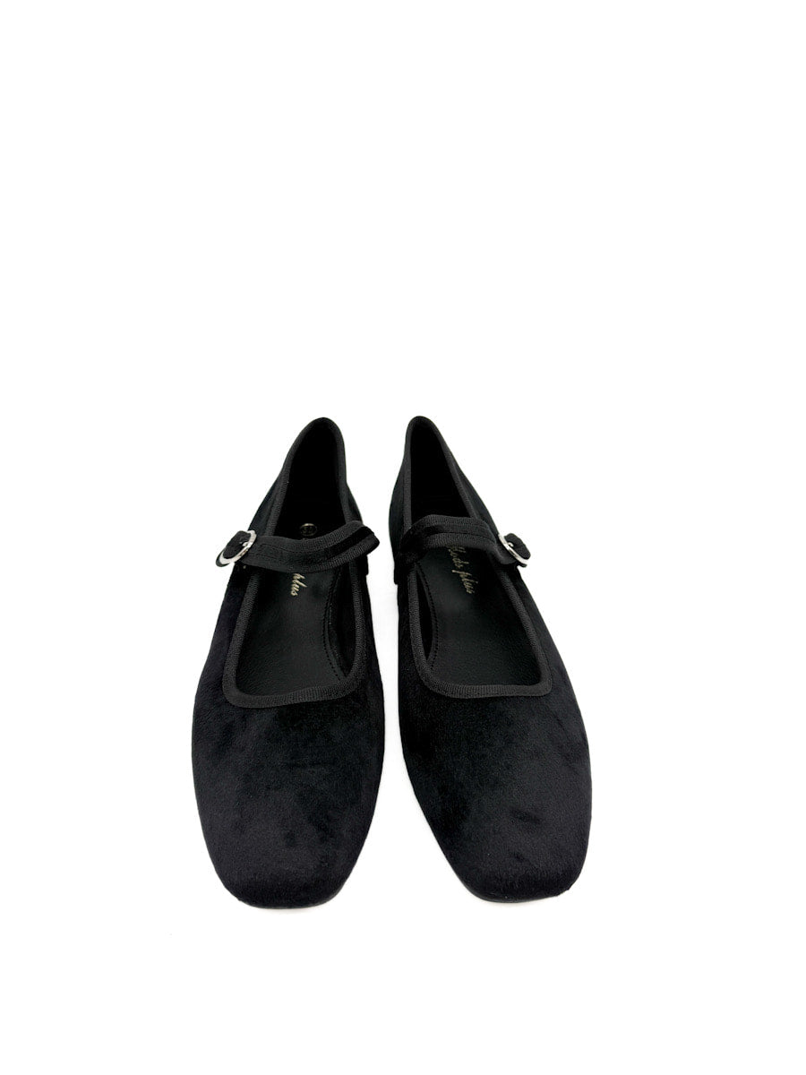 Elegantes Merceditas de Terciopelo con Hebilla