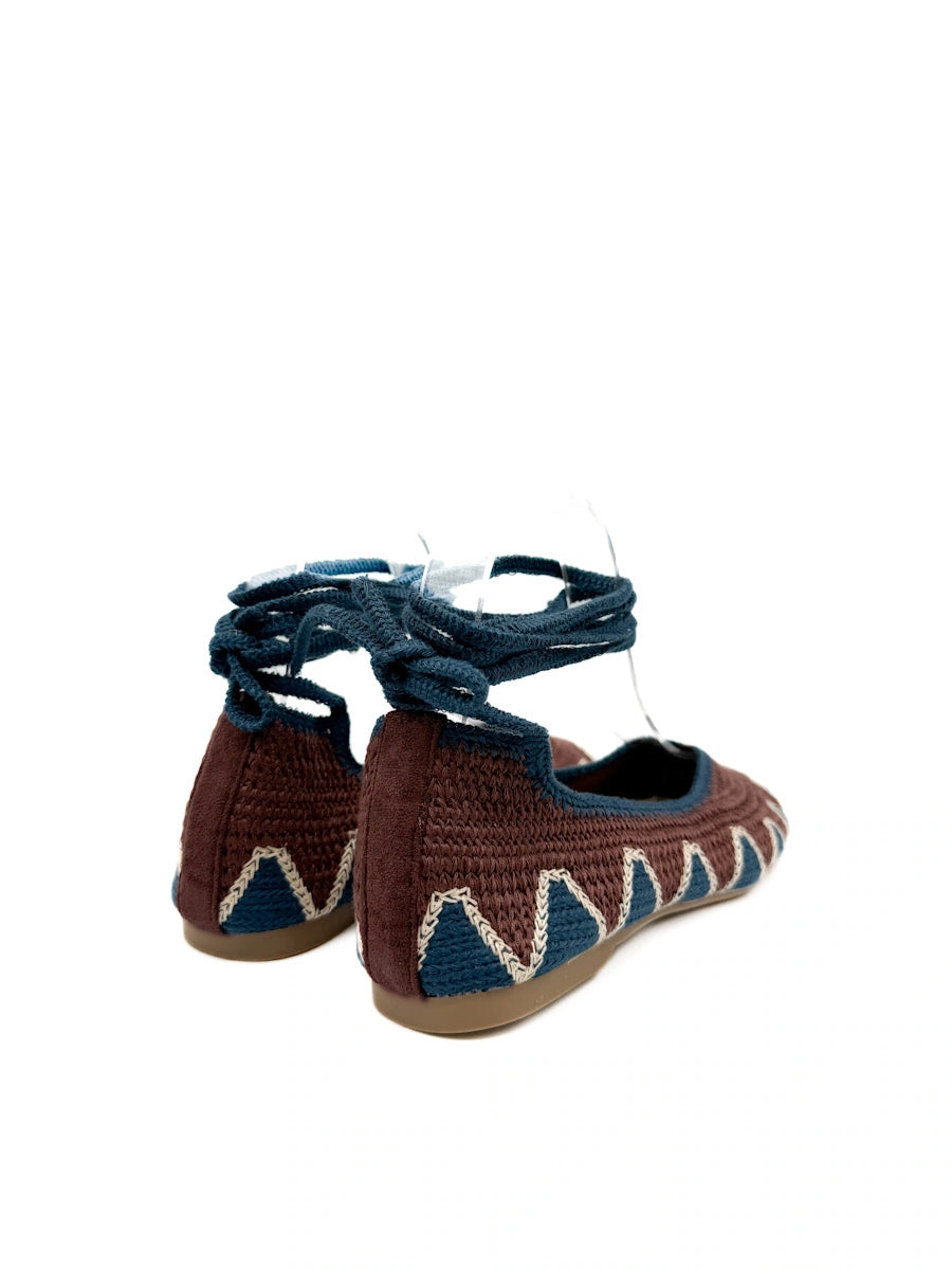 Bailarinas Artesanales de Crochet con Cintas para Tobillo y Diseño Étnico