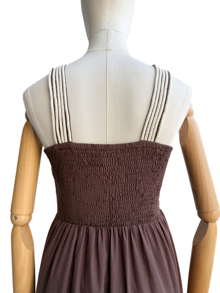 Vestido detalle cuerdas trenzadas