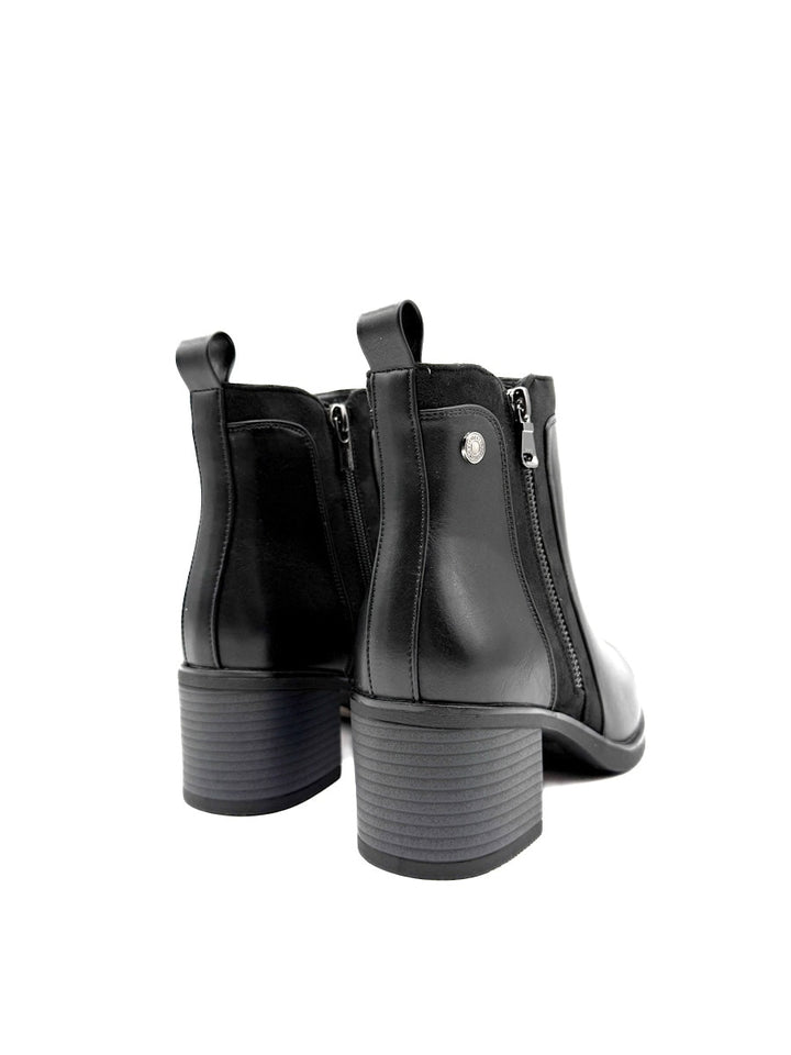 Botines de Tacones Medios: Elegancia y Comodidad en Cuero Sintético