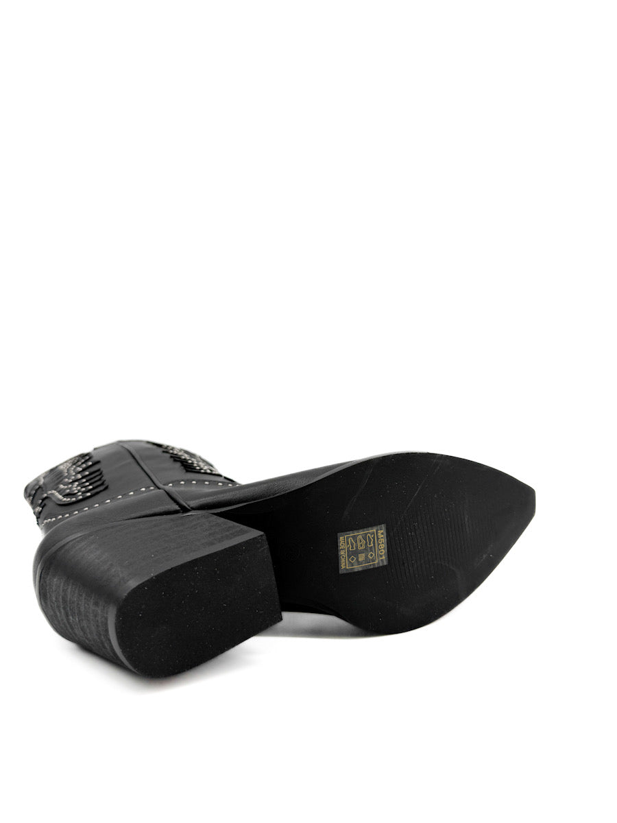 Bota Cowboy Negras con Tachas Detalles Elegantes Corina M 5801