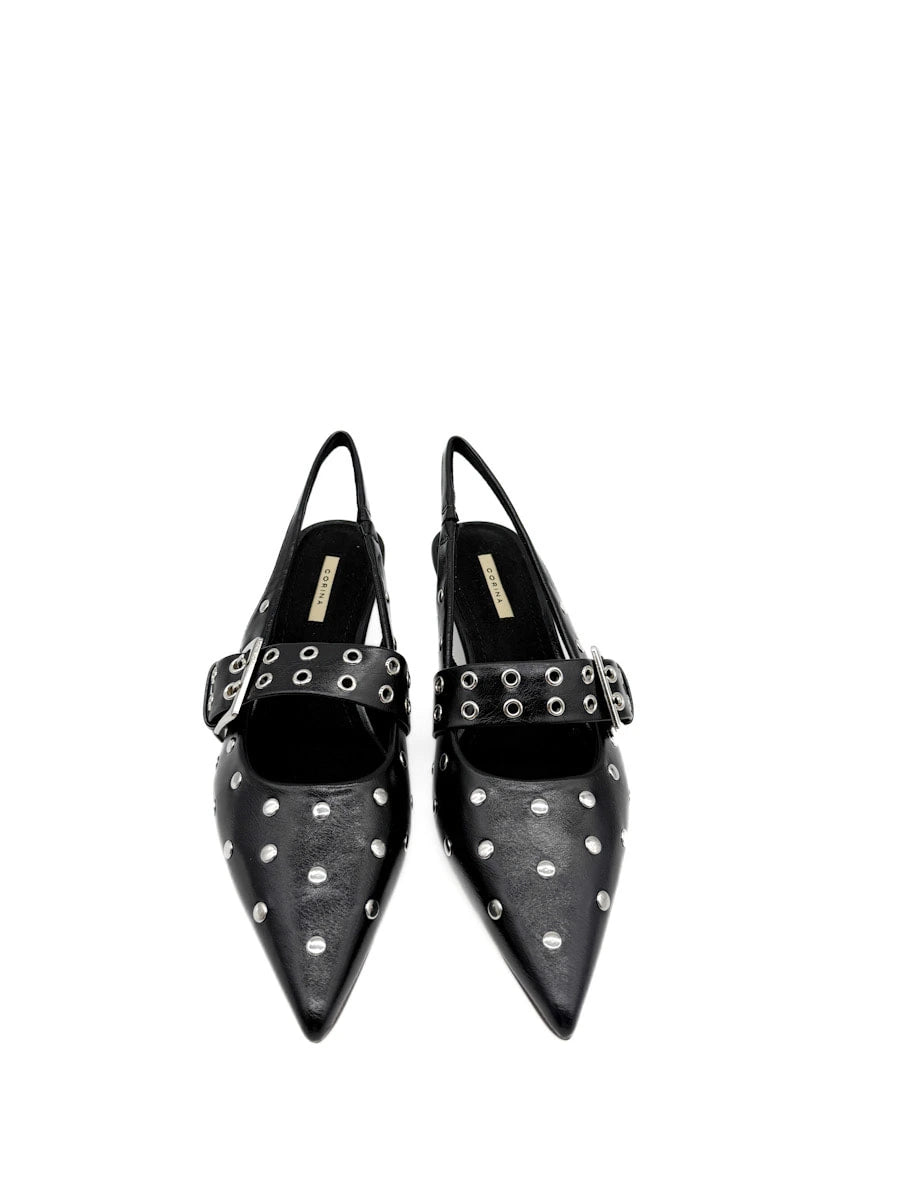 Zapatos de Tacón Bajo Estilo destalonado con Tachuelas Corina M5772