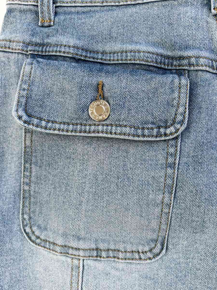 Falda de Mezclilla con Bolsillos y Estilo Cargo