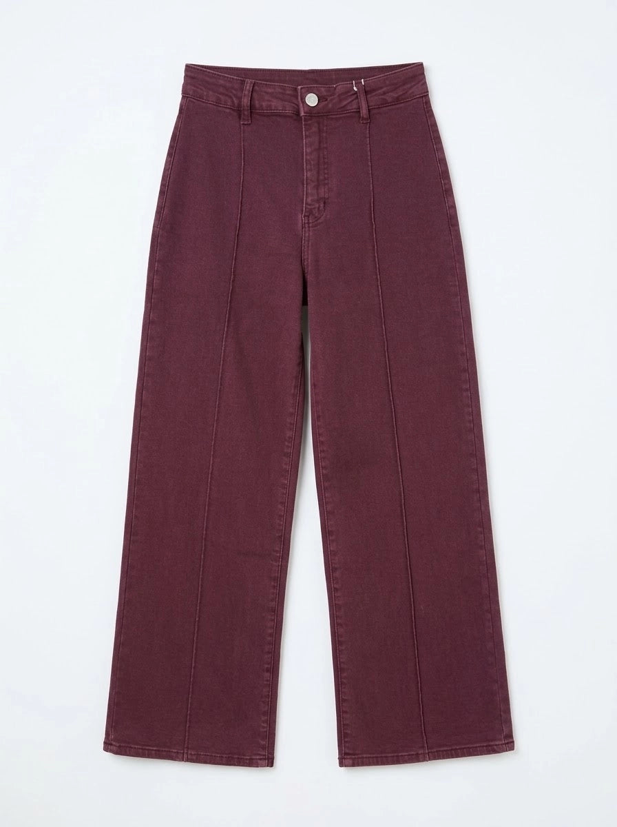 Pantalón Vaquero Recto de Tiro Alto con Costuras Verticales y Bolsillos Traseros