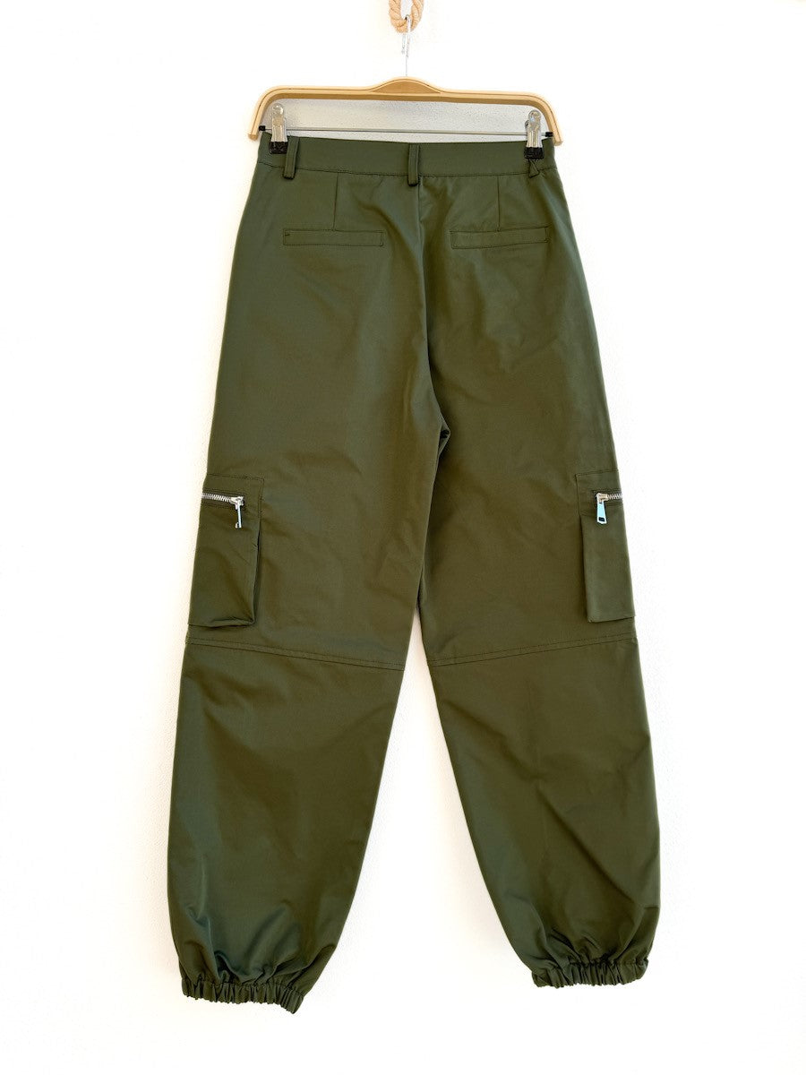 Pantalones Cargo con bolsillo