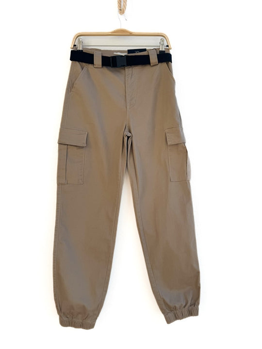 Pantalón Cargo con Cinturón Ajustable Caqui