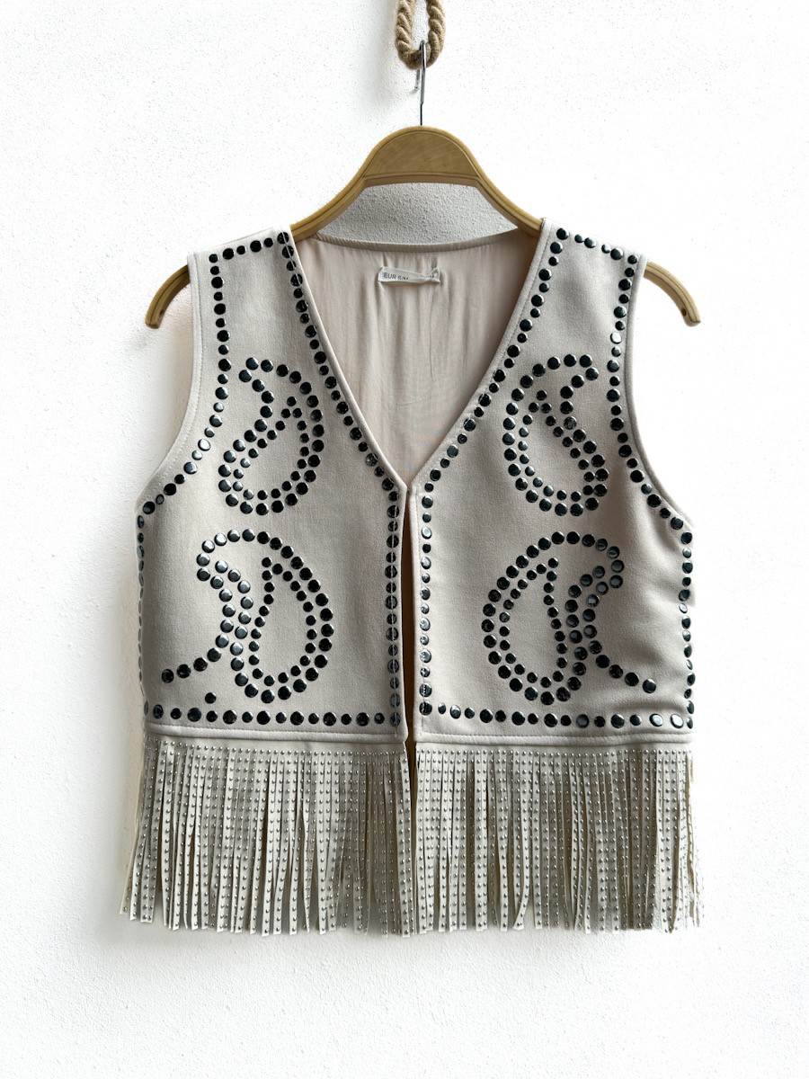 Chaleco Fleco con Tacha Beige