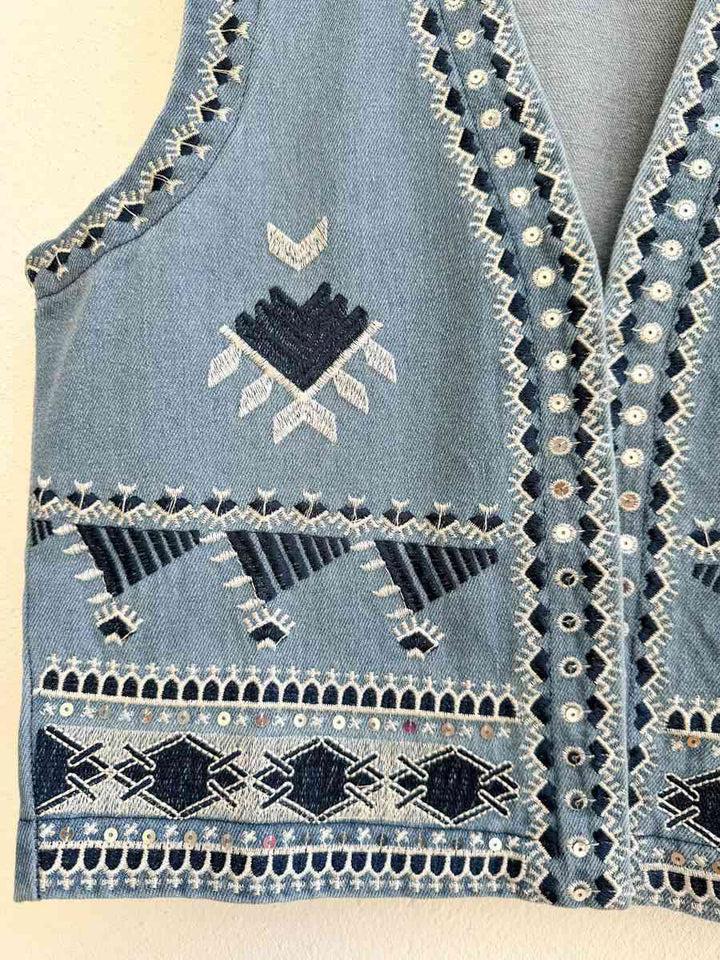 Chaleco Denim con Bordado Artesanal