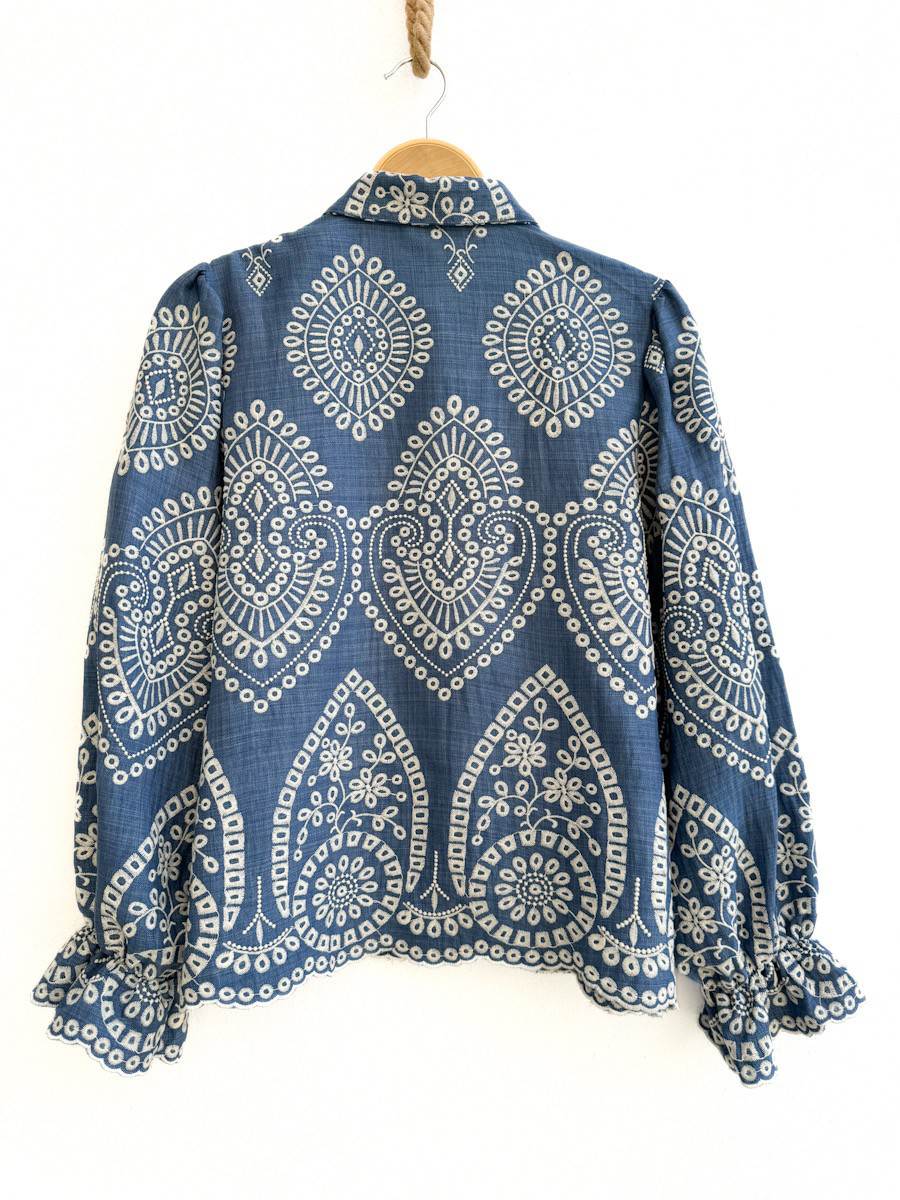 Blusa Bohemia Bordada en Azul Índigo