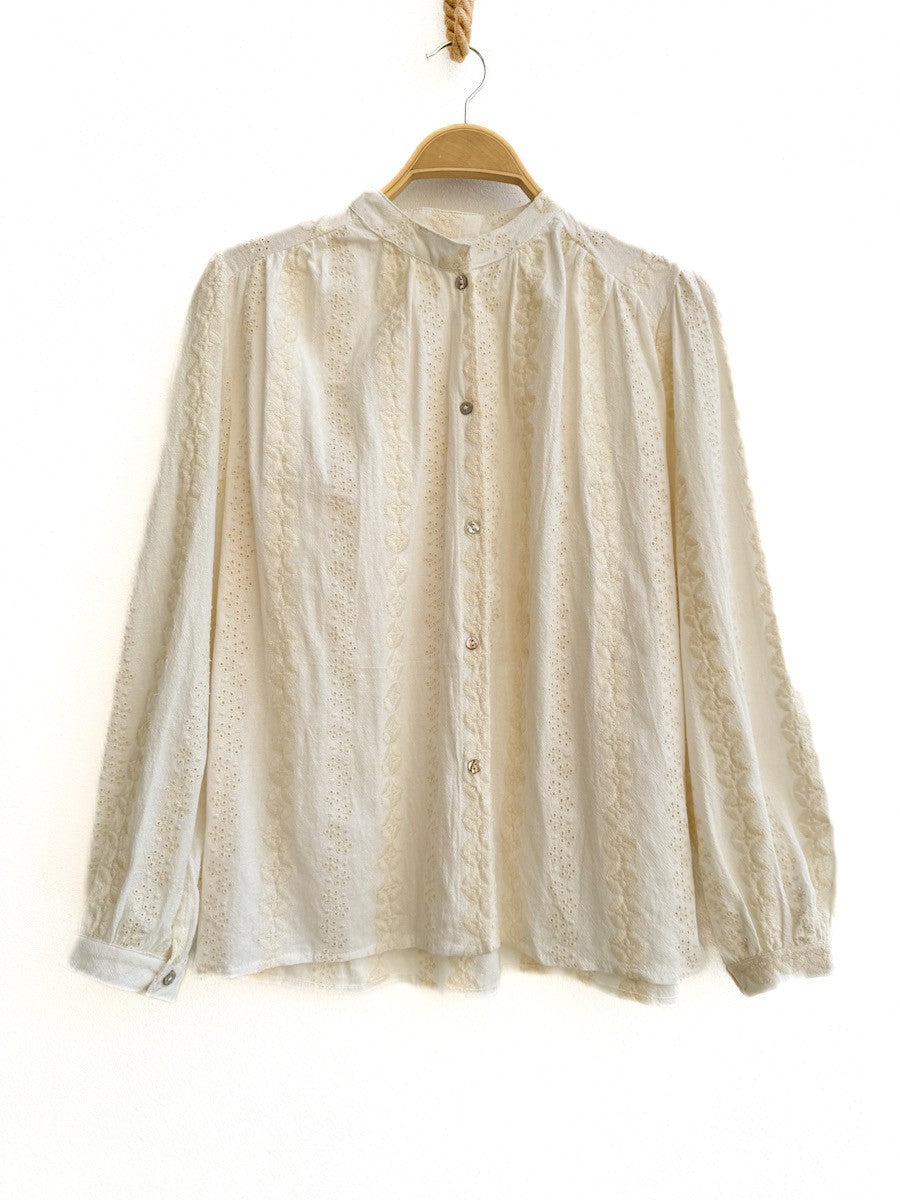 Blusa Vintage de Encaje Bordado en Color Marfil Beige