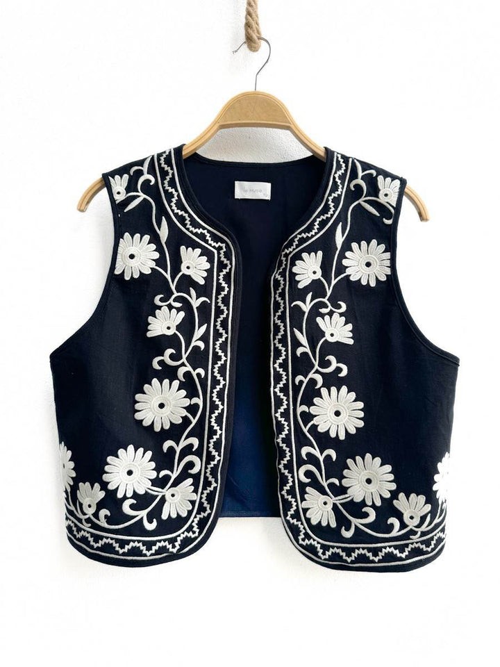 CHALECO CORTO BORDADOS FT781 Negro única