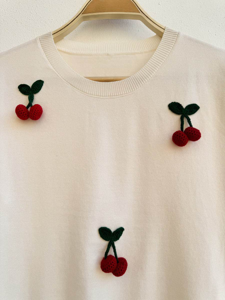 Suéter con Bordado de Cerezas