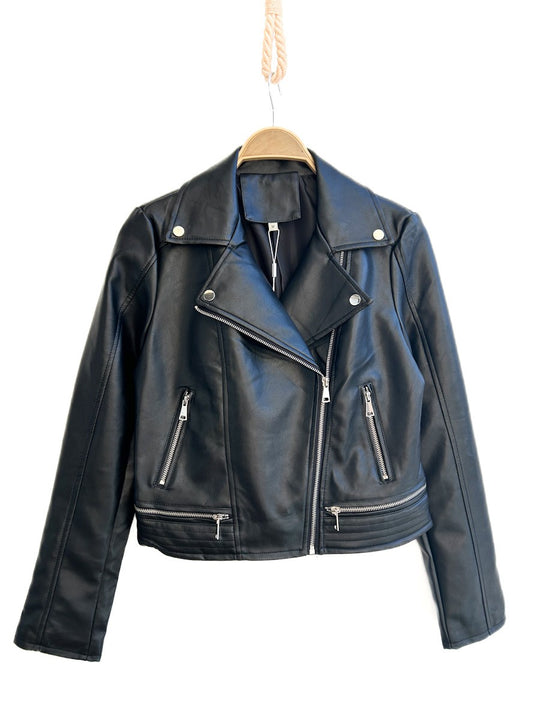 Chaqueta de Polipiel Negro