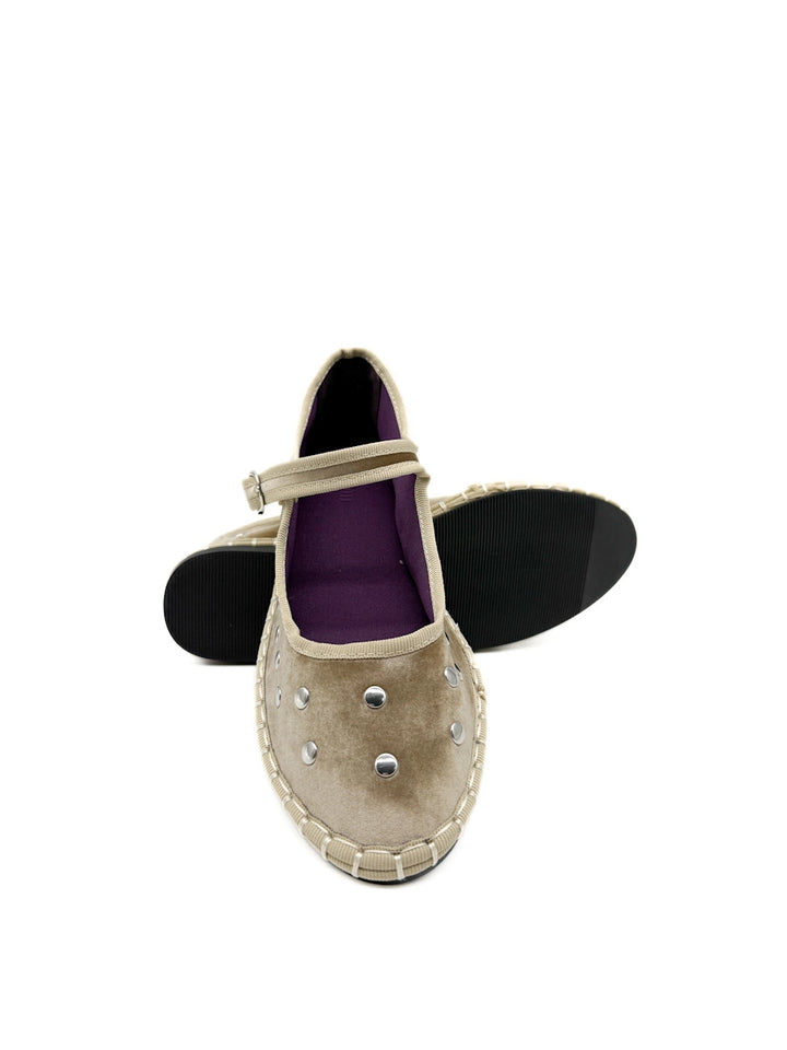 Bailarina Mary Jane Plana de Terciopelo con Remaches