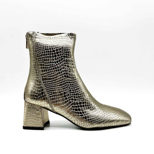 Botines Metalizado Para Mujer. Corina M3860A Oro