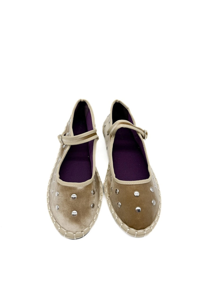 Bailarina Mary Jane Plana de Terciopelo con Remaches