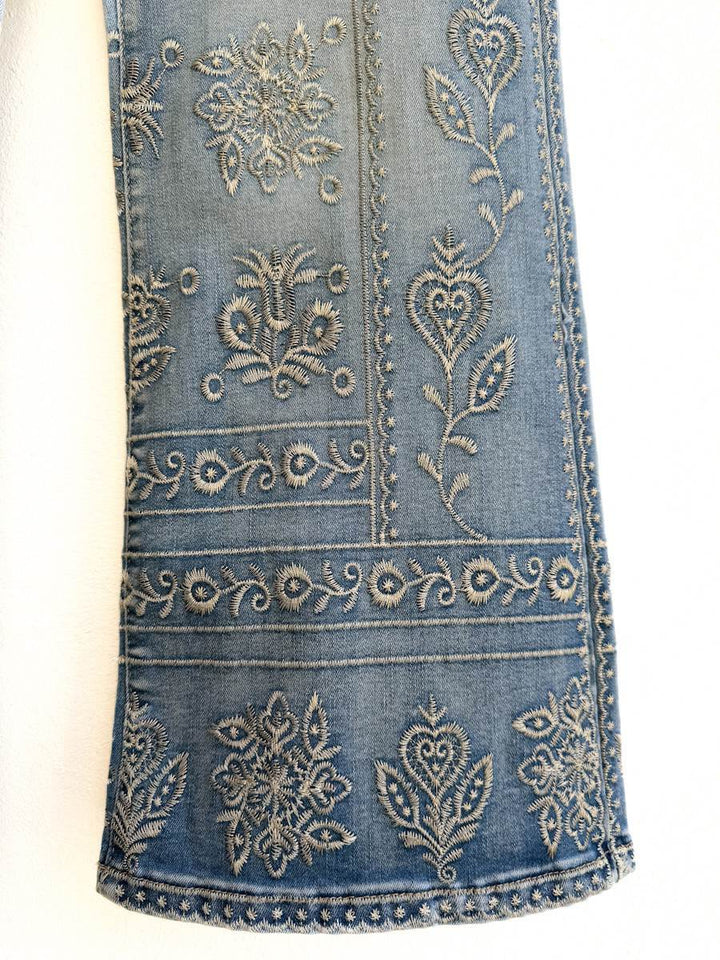 Pnatalón Vaquero Bordado