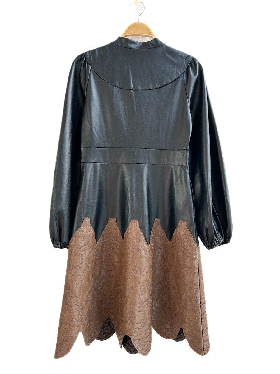 Vestido de Manga Larga con Polipiel Negro y Falda Bordada Marrón