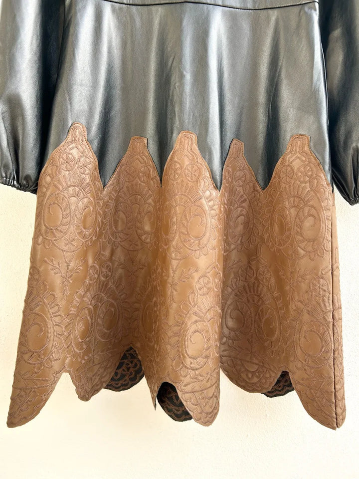 Vestido de Manga Larga con Polipiel Negro y Falda Bordada Marrón